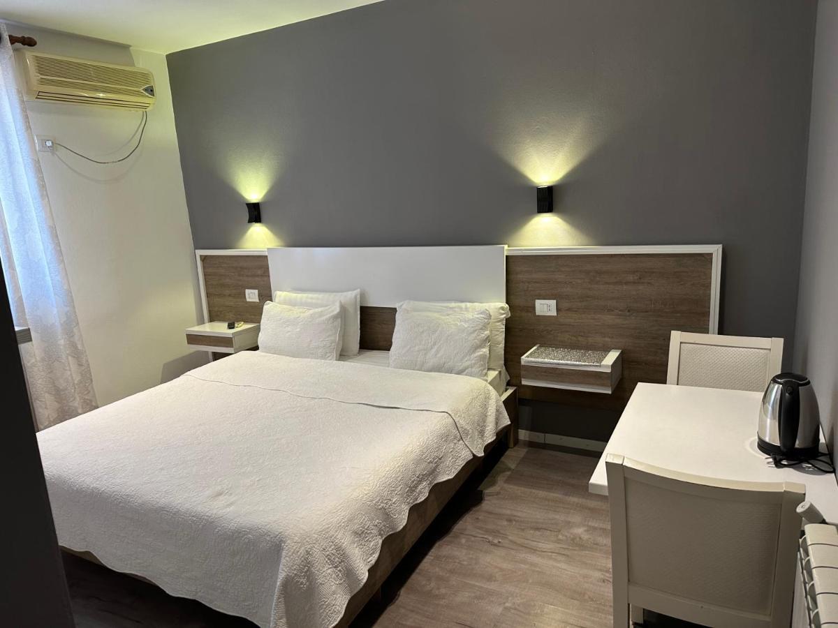 Hotel Gjallica Kukes Dış mekan fotoğraf