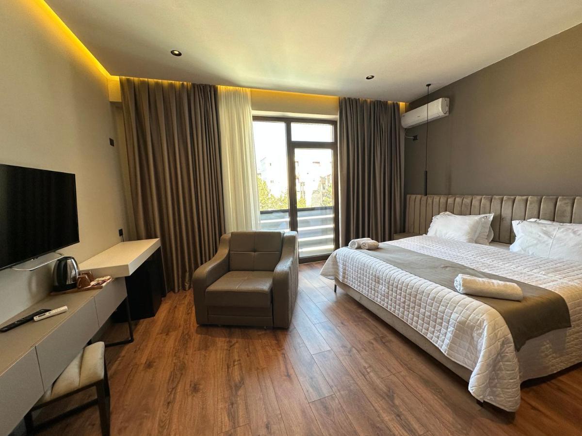Hotel Gjallica Kukes Dış mekan fotoğraf
