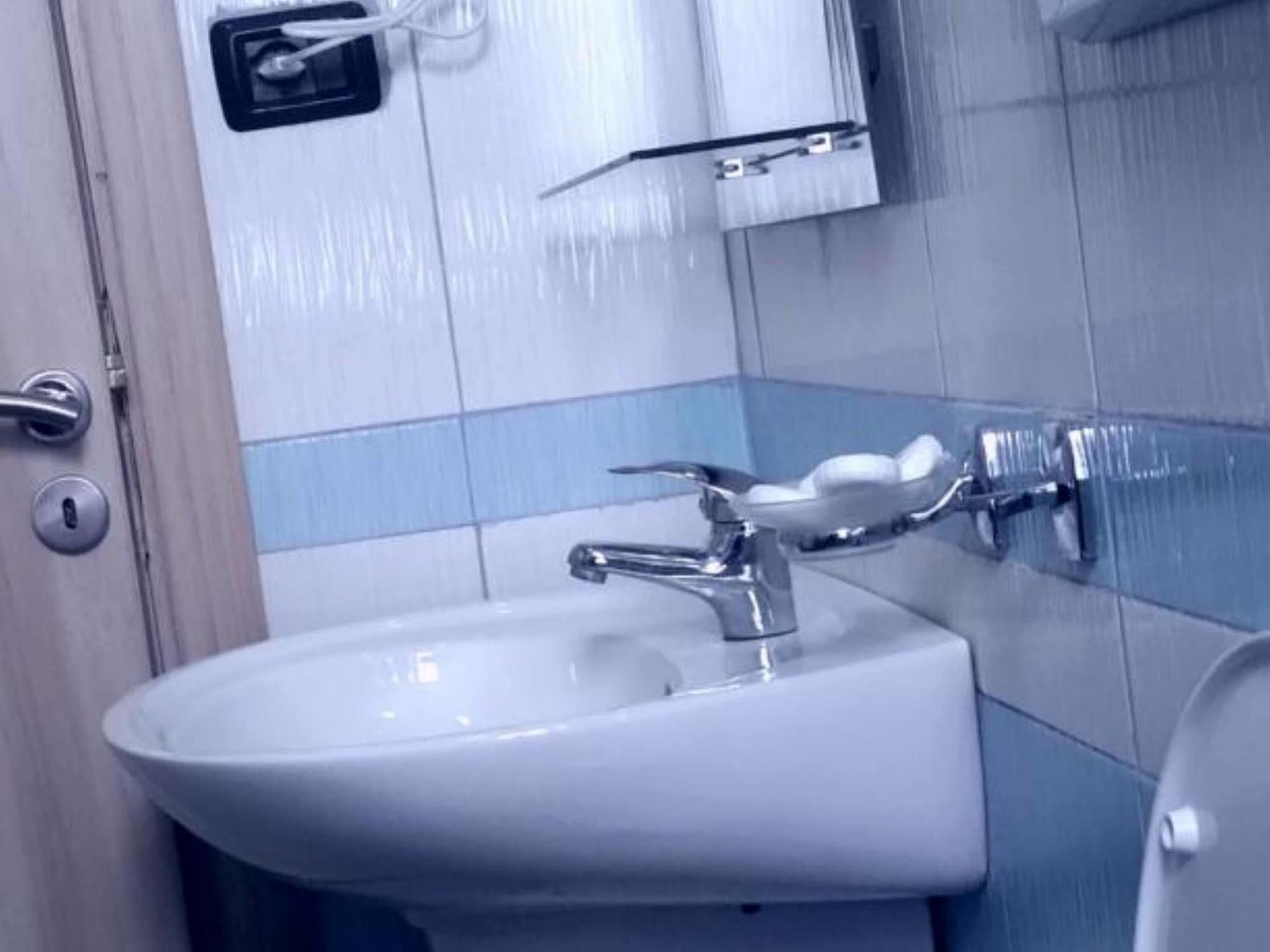 Hotel Gjallica Kukes Dış mekan fotoğraf